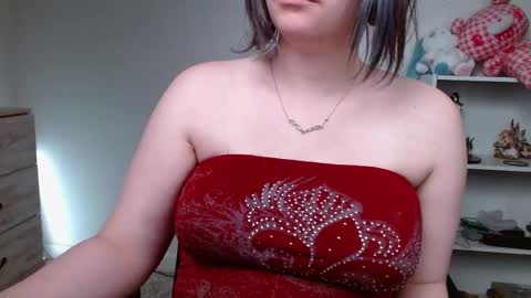 Snapshot of krystalsyxx chatting on 06/06/26, 03:17 Krystal Syx online show from 06/06/26, 03:17