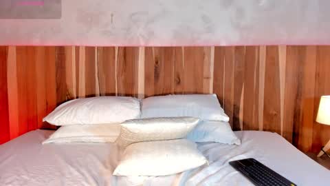 Krystal online show from 03/17/26, 04:28