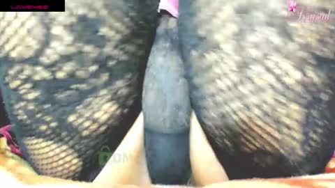 Snapshot of krystarxxx chatting on 10/28/25, 08:44 kryxtal online show from 10/28/25, 08:44