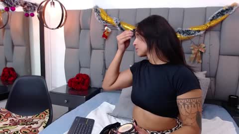 kristenfit online show from 12/31/24, 04:25