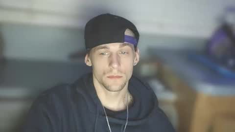 krytiar1992 online show from 10/20/25, 05:41