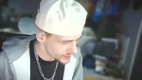 krytiar1992 online show from 02/28/26, 11:44