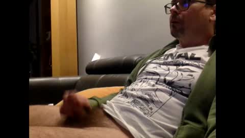 krzysztof1977 online show from 02/04/25, 07:11