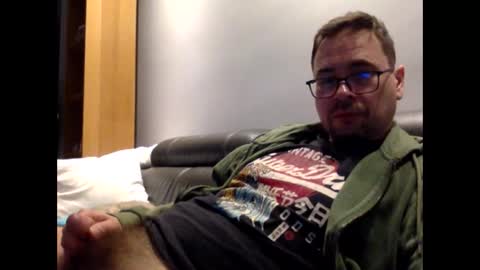 krzysztof1977 online show from 03/08/25, 11:49