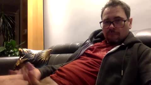 krzysztof1977 online show from 03/04/26, 09:32