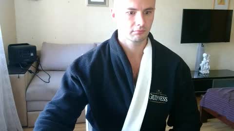 ksanderua online show from 10/15/25, 08:03