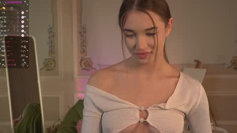 Snapshot of kseha_cute chatting on 01/20/25, 12:49 Ksesha online show from 01/20/25, 12:49