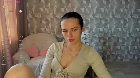 Snapshot of kseni_a chatting on 09/30/25, 10:20 Ksenia online show from 09/30/25, 10:20