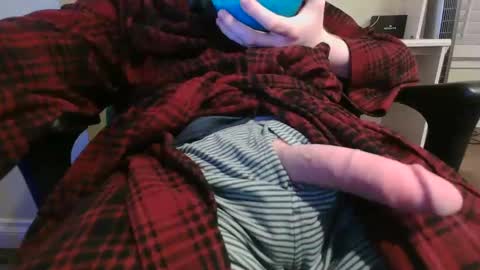 Snapshot of kt12369 chatting on 02/01/25, 08:08 Kevin online show from 02/01/25, 08:08