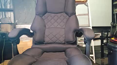 Snapshot of ktownbboi1 chatting on 01/11/26, 03:39 Saharawood online show from 01/11/26, 03:39