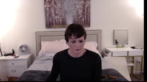 Cait online show from 11/03/25, 01:08