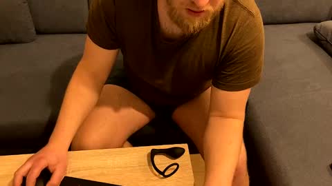 Tony online show from 03/11/25, 09:37