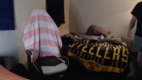 Kuggy online show from 01/16/26, 01:04