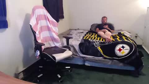 Snapshot of kuggy570 chatting on 06/15/26, 12:02 Kuggy online show from 06/15/26, 12:02