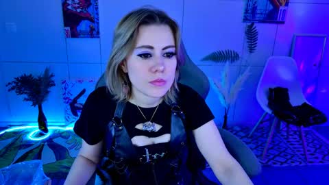 Snapshot of kumiho_7777 chatting on 05/10/26, 08:41 Eileen online show from 05/10/26, 08:41