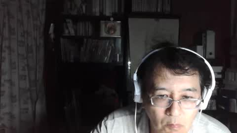kunio37 online show from 09/20/25, 12:17
