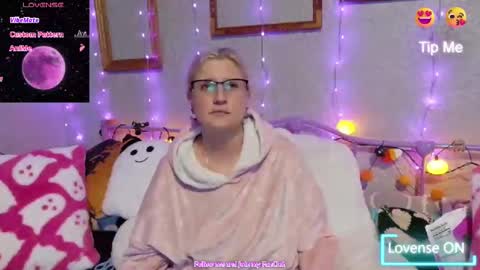 Samantha online show from 10/23/25, 11:24