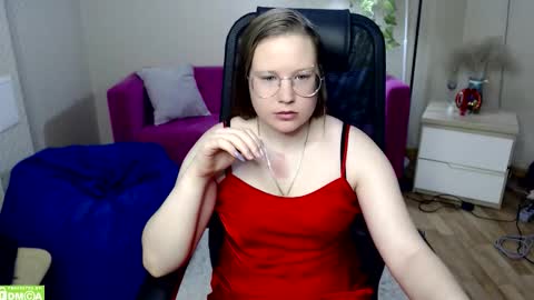 kuri_u online show from 01/18/26, 09:24