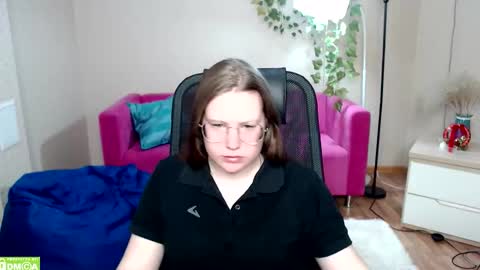 kuri_u online show from 02/06/26, 09:01