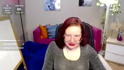 kuri_u online show from 04/18/26, 07:34