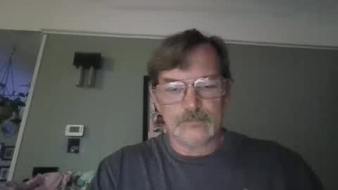 Snapshot of kurt3398 chatting on 05/13/26, 09:55 kurt3398 online show from 05/13/26, 09:55