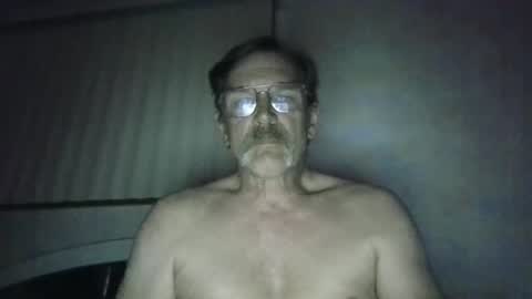 Snapshot of kurt3398 chatting on 05/26/26, 01:56 kurt3398 online show from 05/26/26, 01:56