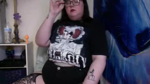 Snapshot of kush_master chatting on 04/03/26, 11:36 Deville Play Room online show from 04/03/26, 11:36