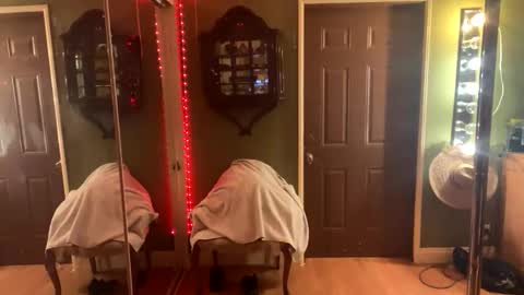 kushbabie420 online show from 11/01/25, 05:20