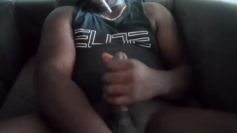 Snapshot of kushgod711 chatting on 12/03/24, 03:44 kgbbc9 online show from 12/03/24, 03:44