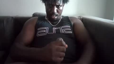 Snapshot of kushgod711 chatting on 12/25/24, 05:47 kgbbc9 online show from 12/25/24, 05:47