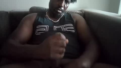 Snapshot of kushgod711 chatting on 01/08/25, 09:42 kgbbc9 online show from 01/08/25, 09:42