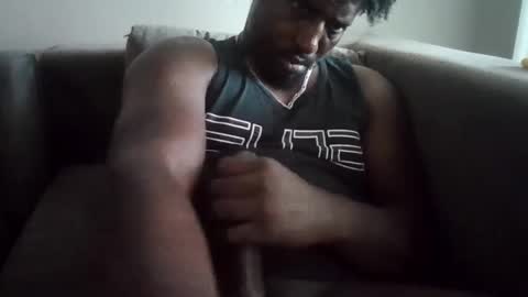 Snapshot of kushgod711 chatting on 01/18/25, 05:04 kgbbc9 online show from 01/18/25, 05:04