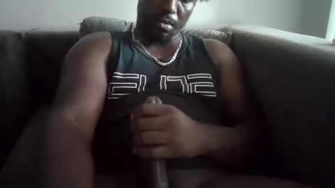 Snapshot of kushgod711 chatting on 01/23/25, 10:11 kgbbc9 online show from 01/23/25, 10:11