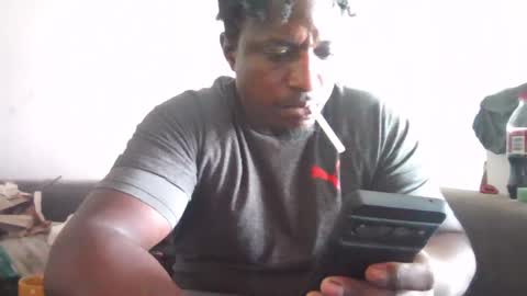 Snapshot of kushgod711 chatting on 02/01/25, 05:16 kgbbc9 online show from 02/01/25, 05:16