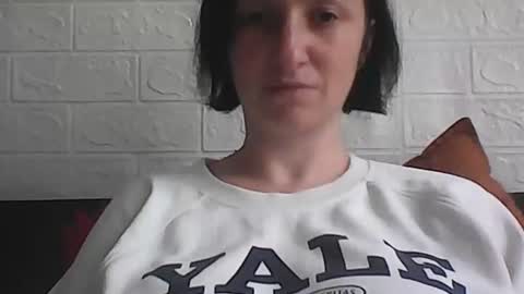 kusia032132 online show from 09/23/25, 06:38