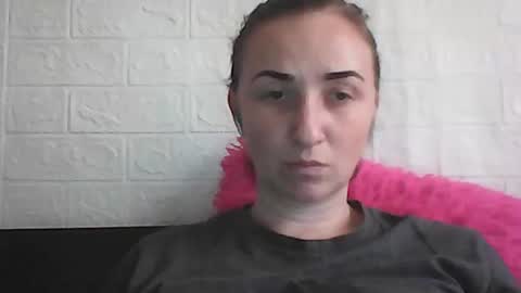 kusia032132 online show from 12/02/25, 09:47