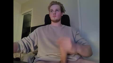 kuukkeli7 online show from 01/13/25, 07:10