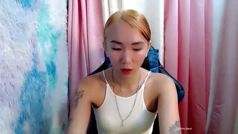 kweenie1026 online show from 05/19/26, 01:11
