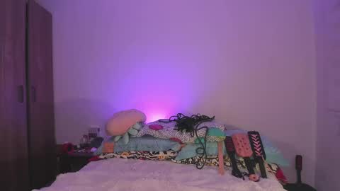 Snapshot of kxss_krawl chatting on 09/08/25, 10:31 Aria Kess online show from 09/08/25, 10:31