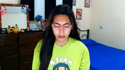 kylarose smith online show from 04/25/26, 02:03