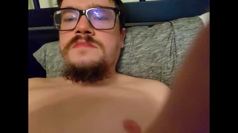 Snapshot of kyle624892 chatting on 12/15/24, 04:04 Ojax online show from 12/15/24, 04:04