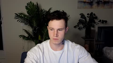 Snapshot of kyle_4u chatting on 01/30/25, 03:40 Kyle online show from 01/30/25, 03:40