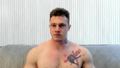 Snapshot of kyle_4u chatting on 01/10/26, 01:35 Kyle online show from 01/10/26, 01:35