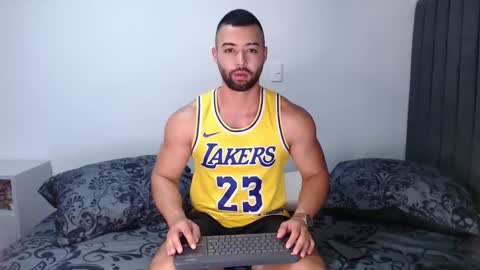 Snapshot of kyle_collinz chatting on 02/27/25, 04:09 Kyle collinz online show from 02/27/25, 04:09