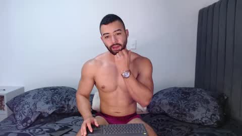 Snapshot of kyle_collinz chatting on 03/03/25, 07:06 Kyle collinz online show from 03/03/25, 07:06