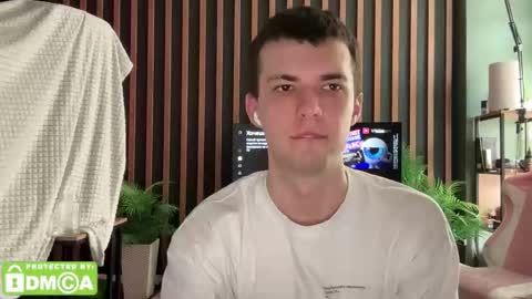 Snapshot of kyle_sxx chatting on 09/30/25, 07:35 JustDimasx online show from 09/30/25, 07:35