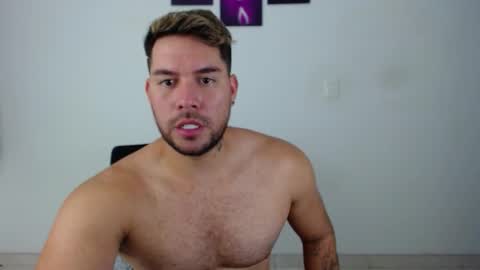 Snapshot of kyle_wilson_ chatting on 10/11/25, 04:55 Kyle Wilson   Follow me online show from 10/11/25, 04:55