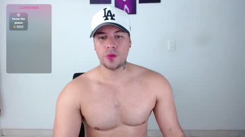 Snapshot of kyle_wilson_ chatting on 12/21/25, 10:17 Kyle Wilson Follow me online show from 12/21/25, 10:17