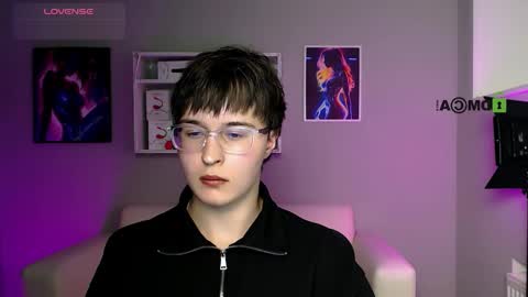 Snapshot of kyleberry_ chatting on 11/04/25, 04:06 kyleberry_ online show from 11/04/25, 04:06