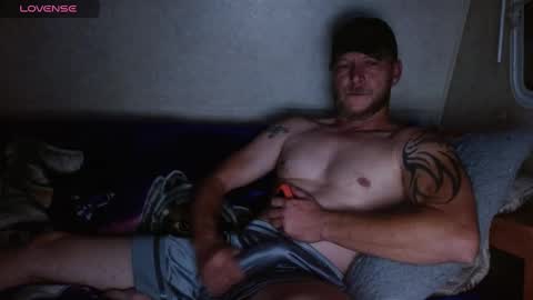 Kyle chat online show from 10/06/25, 06:44